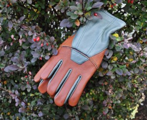 Goat skin gloves that handle water well